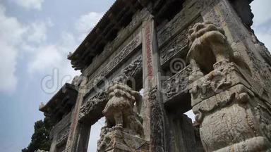 中国石拱建筑&古城门。云运动，石狮独角兽。
